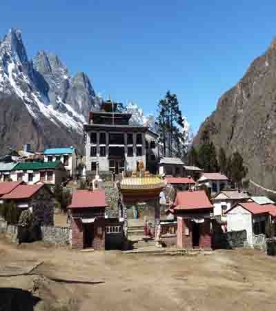 phaplu to ebc trek in summer