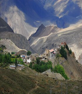 Lower Mustang trek fly in and fly out in monsoon