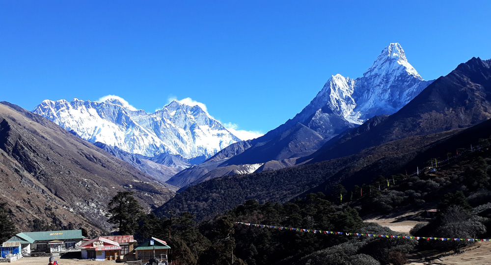 Everest Trekking