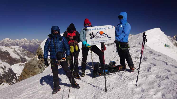 Mera peak climbing operator agency