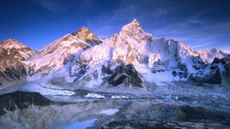 What is the best time of the year to trek Everest Base Camp?