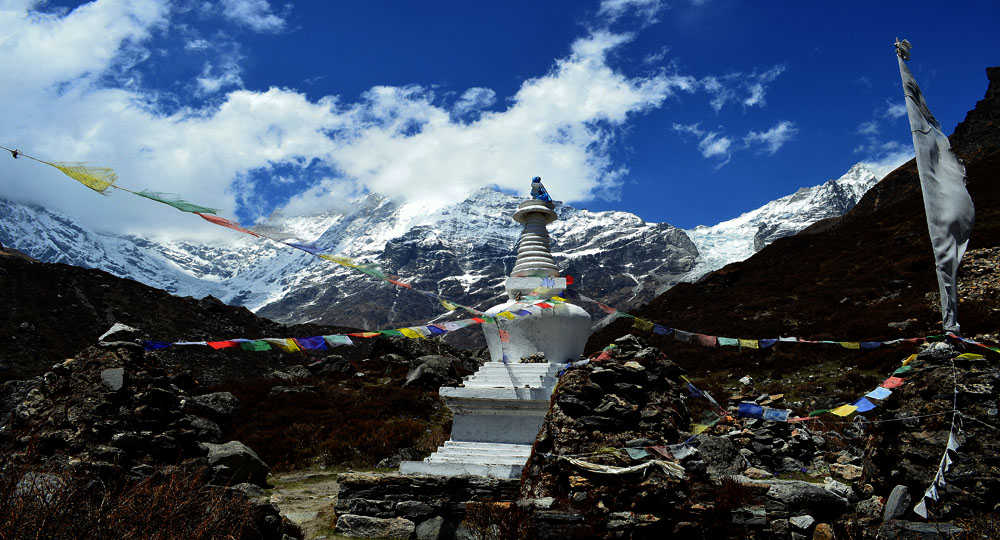 10 Best Christmas & New Year Trek Tours 10 Best Christmas & New Year Tours