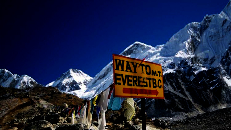 Everest base camp hiking