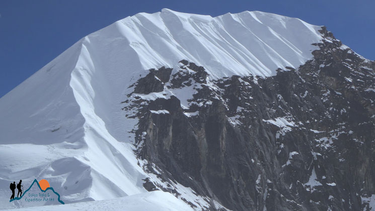 Tent peak climbing