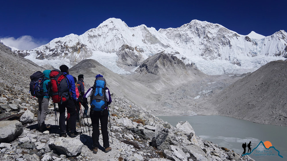 Amphu Labtsa Pass climbing Amphu Labtsa Pass trek