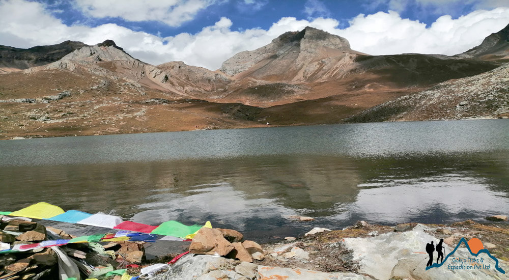 Annapurna ice lake trek