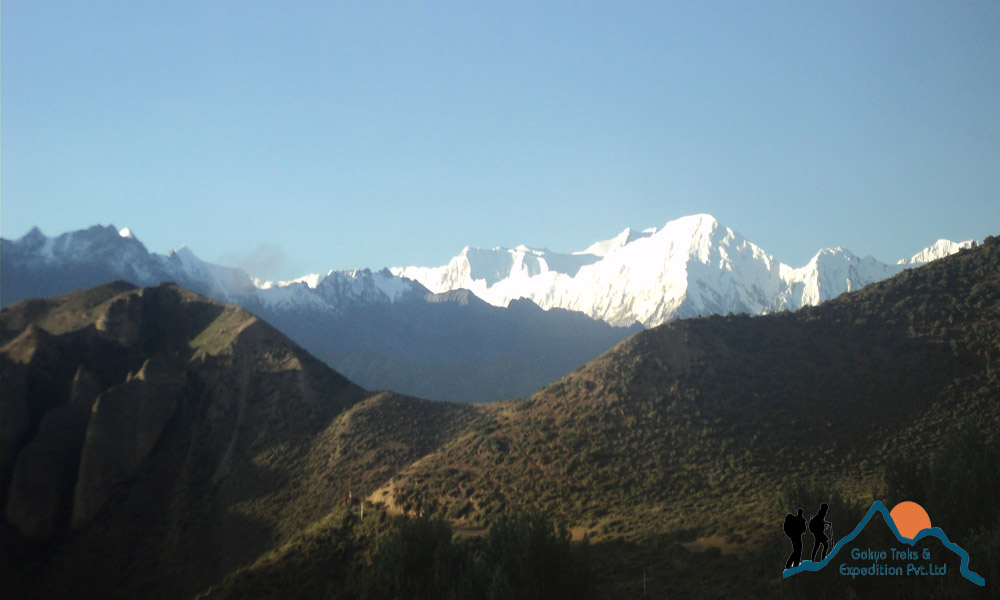 View from Bhena la pass, Mustang