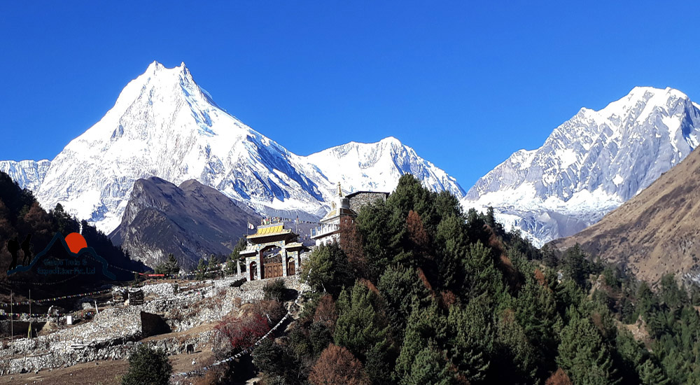 Manaslu Trek package