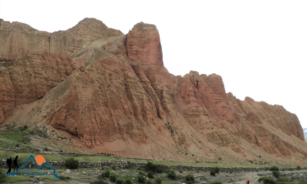 mustang hikes