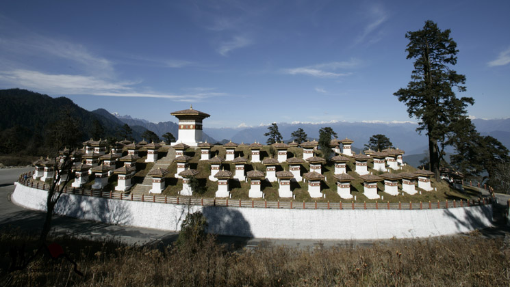 Docula Pass Snowman treks Snowman trail in Bhutan
