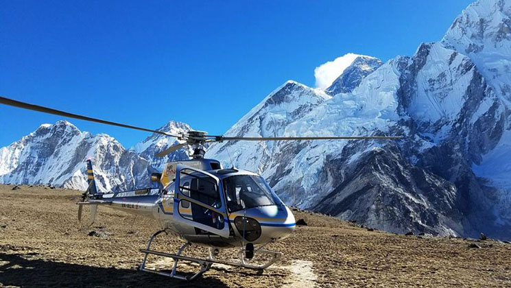 trek to Everest base camp return with a helicopter