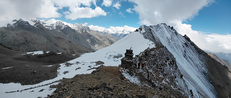 Kang La Pass trek